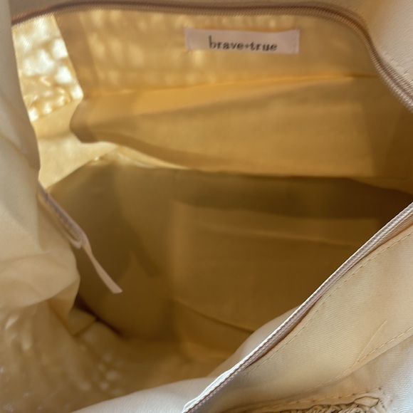 New with tags Brave+ true natural moonshine bag - Picture 3 of 4